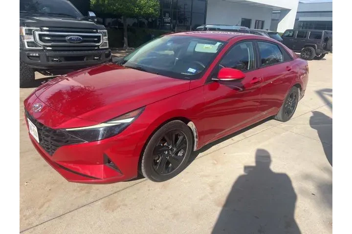 $18391 : Hyundai ELANTRA 2023 SEL 4dr image 1