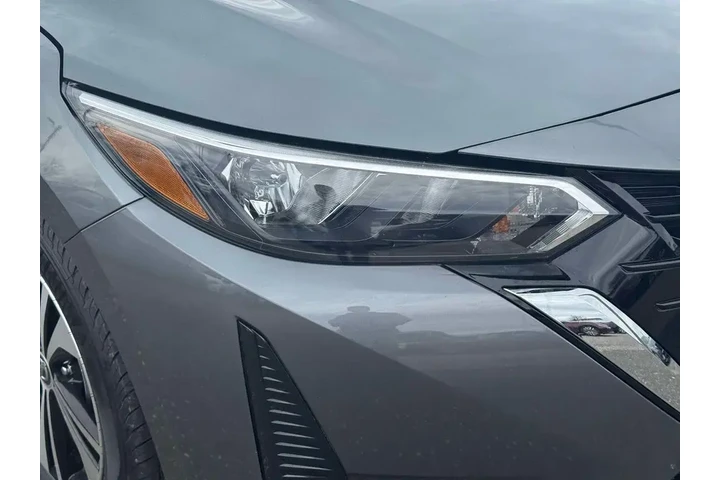 $18595 : Nissan Sentra 2025 SV 4dr Se image 9