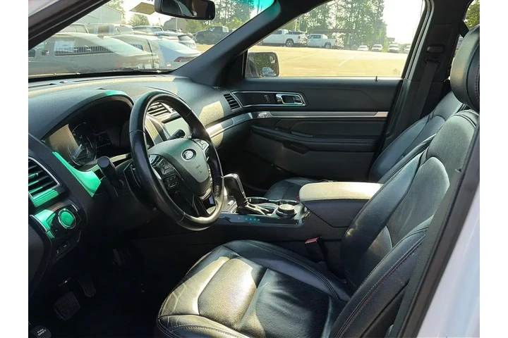 $17994 : Ford Explorer 2016 AWD Sport image 5