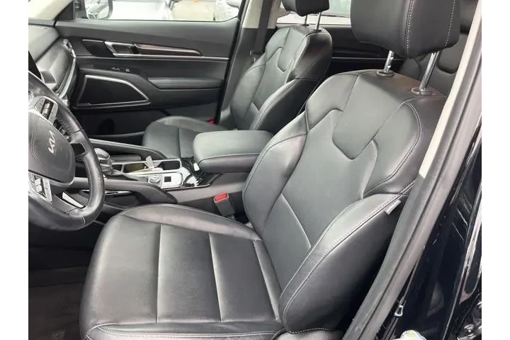 $31988 : Kia Telluride 2023 S 4dr SUV image 5