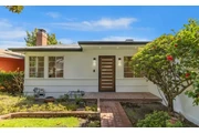 $2465 : 3Bedroom House in S Hoover St thumbnail