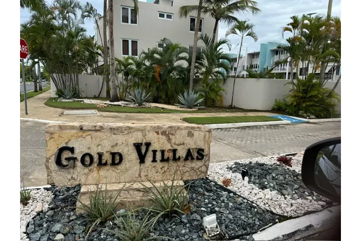 $2000 : Gold Villas, Vega Alta image 1