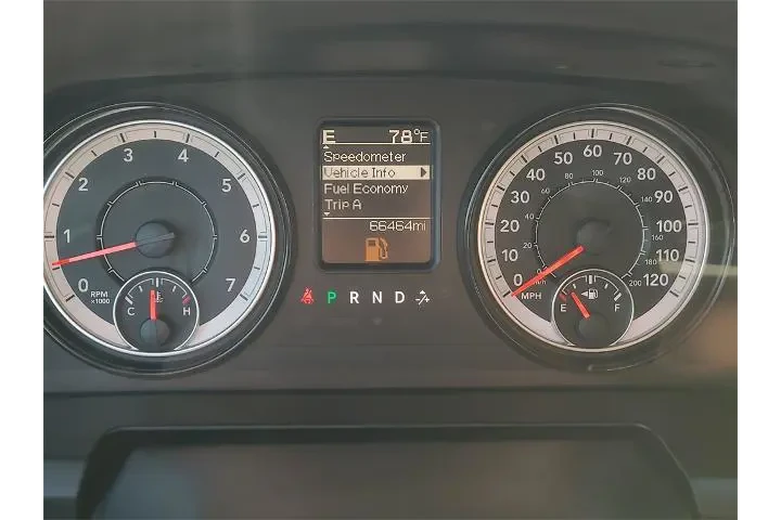 $25467 : Ram 1500 Classic 2021 4x4 SL image 6