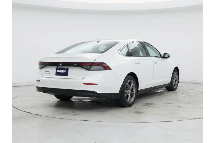 $26998 : Honda Accord 2024 EX 4dr Sed image 8