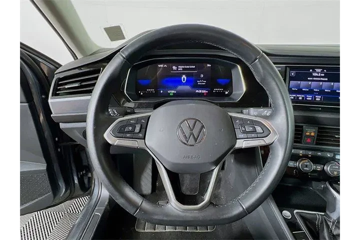 $19975 : Volkswagen Jetta 2024 SE 4dr image 10