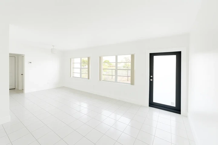$3300 : Renta de Casa en Hialeah image 2
