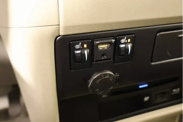 $27489 : Toyota Sienna 2020 Limited P image 8