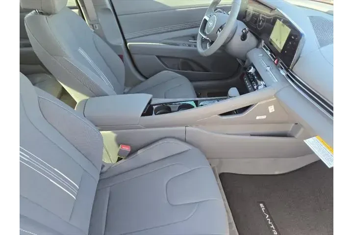 $19499 : Hyundai ELANTRA 2025 SEL Con image 8