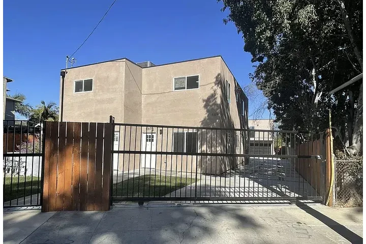 $2370 : HOUSE AVAILABLE IN LOS ANGELES image 1
