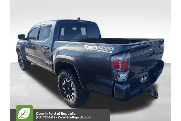 $35989 : Toyota Tacoma 2021 4x4 SR V6 image 9
