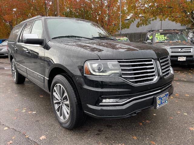 $15488 : 2015 Navigator L image 4