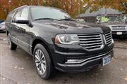 $15488 : 2015 Navigator L thumbnail