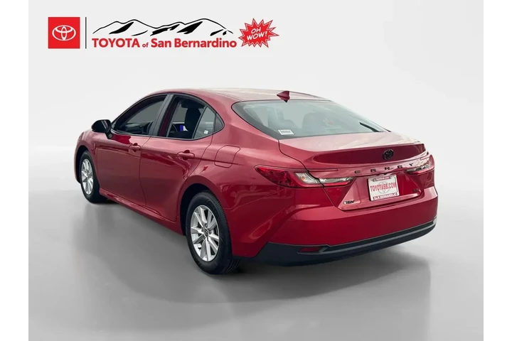 $30990 : Toyota Camry 2026 SE 4dr Sed image 3