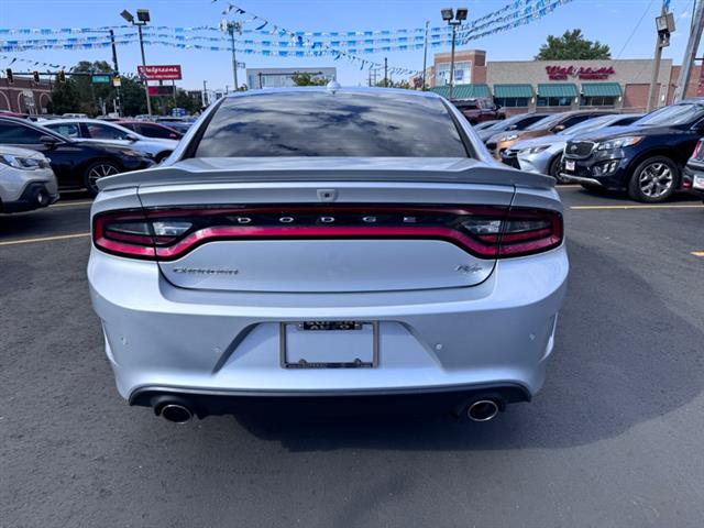 $38299 : 2022 Charger R/T RWD image 6