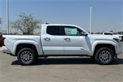 $55528 : New 2024 Tacoma Limited Doubl thumbnail