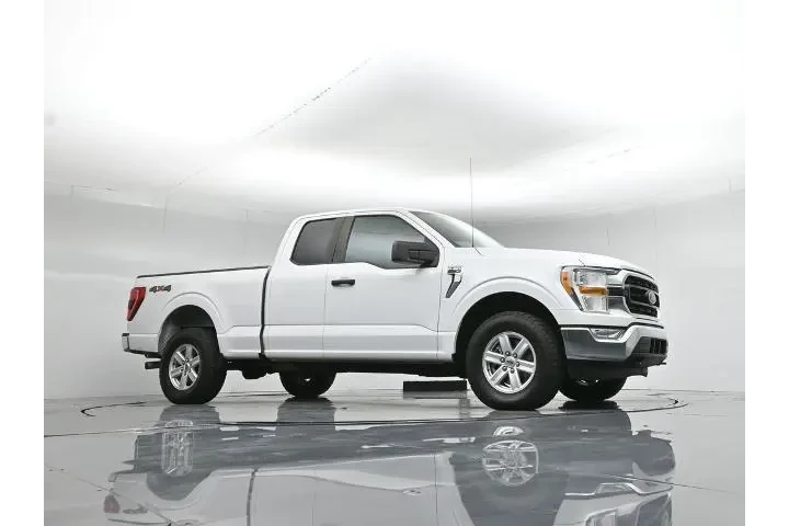 $27200 : Ford F-150 2021 4x4 XLT 4dr image 4