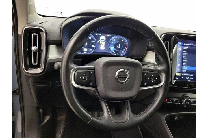 $20998 : Volvo XC40 2020 AWD T5 Momen image 10