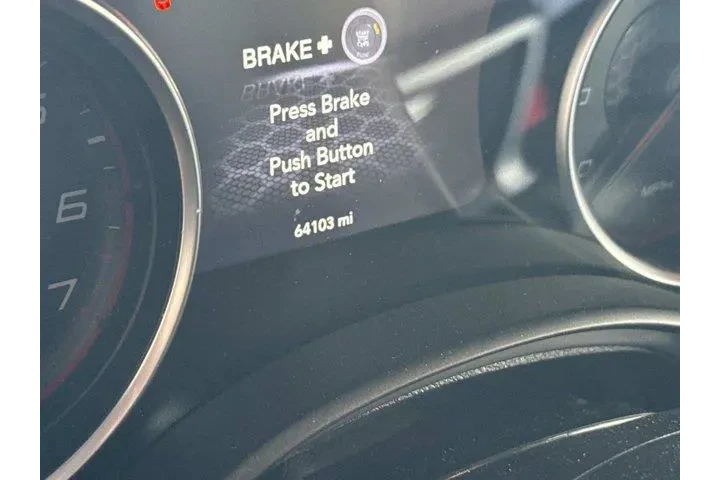 Dodge Charger 2023 SXT 4dr S image 5