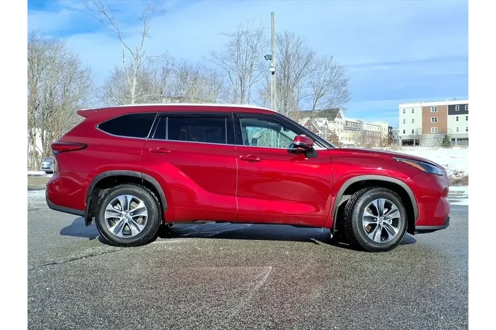 $35569 : Toyota Highlander 2022 AWD X image 2