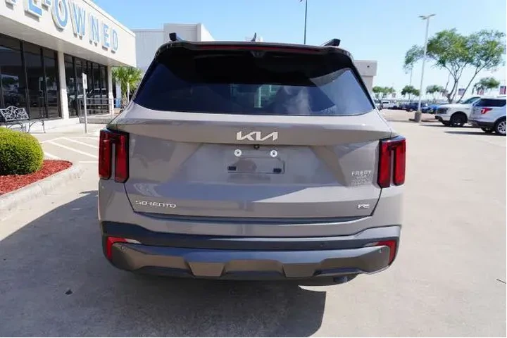 $36725 : Kia Sorento 2024 AWD X-Line image 5
