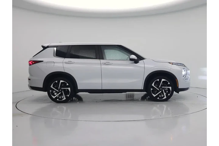$22998 : Mitsubishi Outlander 2024 AW image 7