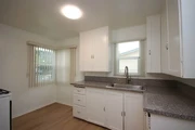 $800 : MEJOR CASA. thumbnail