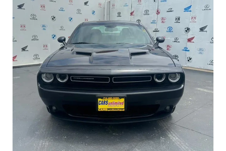 $22995 : 2018 Challenger SXT Plus RWD image 9