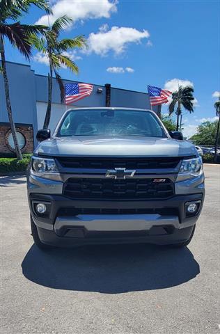 $26500 : Se vende Chevrolet z71 image 5