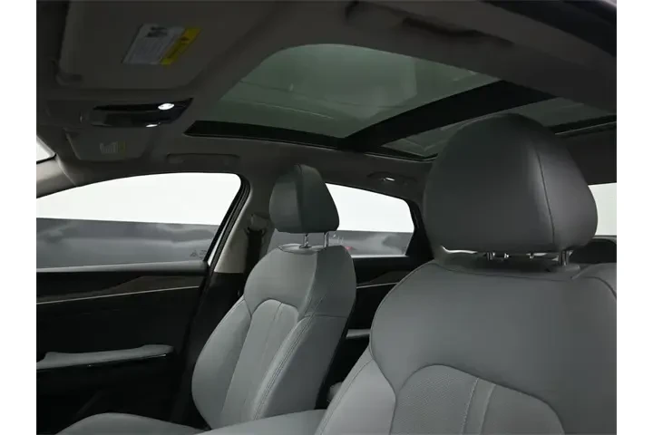 $24595 : Kia K5 2024 EX 4dr Sedan image 8