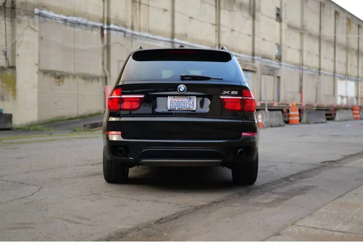 $8988 : 2011 BMW X5 xDrive35i image 9