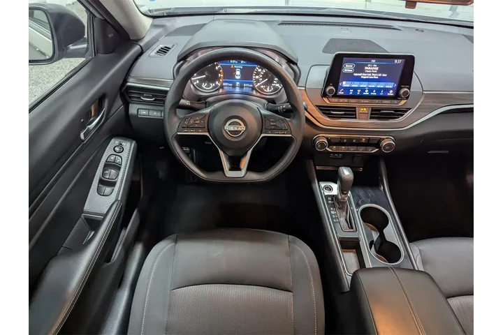 $23394 : Nissan Altima 2024 2.5 SV 4d image 7