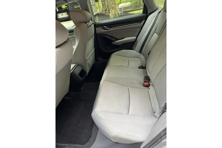 $9900 : 2018 Honda Accord LX image 8