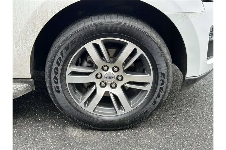 $38207 : Ford Expedition 2024 4x4 Lim image 10