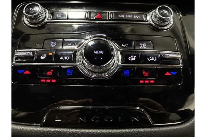 $29987 : Lincoln Corsair 2022 AWD Res image 8