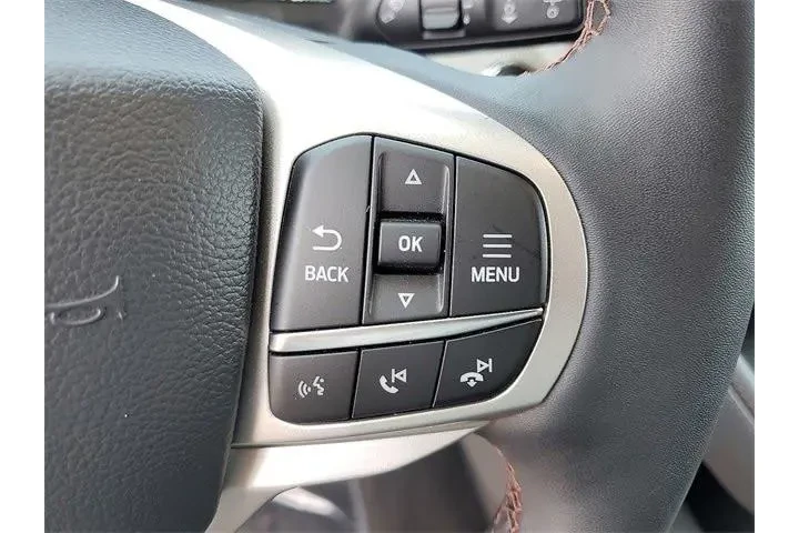 $39388 : Ford Explorer 2025 Active 4d image 6