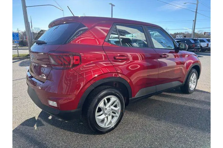 $20977 : Hyundai VENUE 2026 SE 4dr Cr image 6