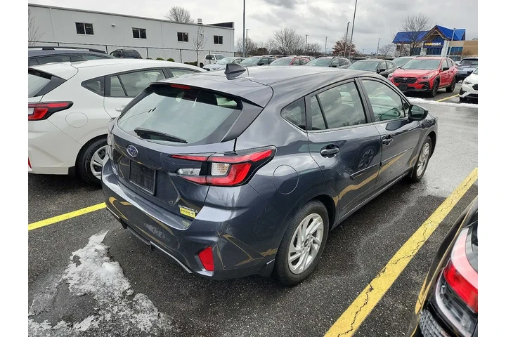 $22998 : Subaru Impreza 2025 AWD Base image 6