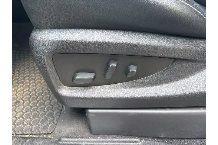 $25730 : Chevrolet Suburban 2019 4x2 image 6