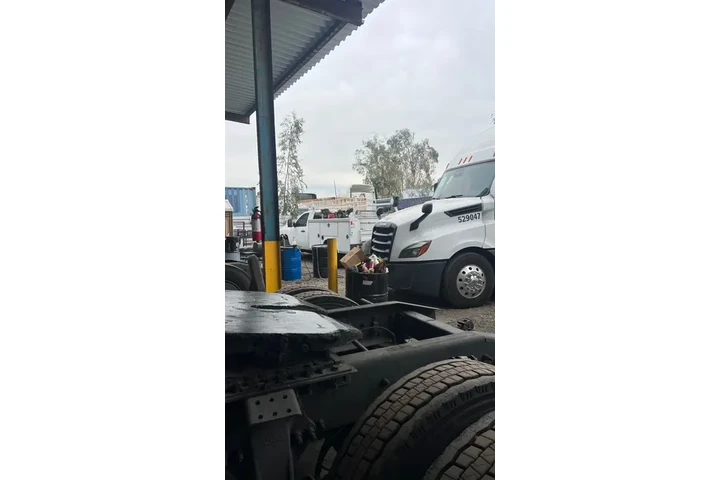 J&G Truck Repair Inc. image 6