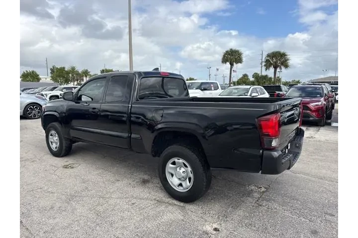 $24988 : Toyota Tacoma 2022 image 5
