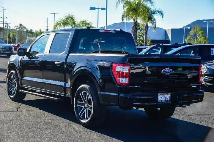 $33899 : Ford F-150 2023 4x2 XL 4dr S image 4