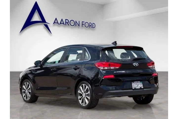 $13213 : Hyundai ELANTRA GT 2020 4dr image 4