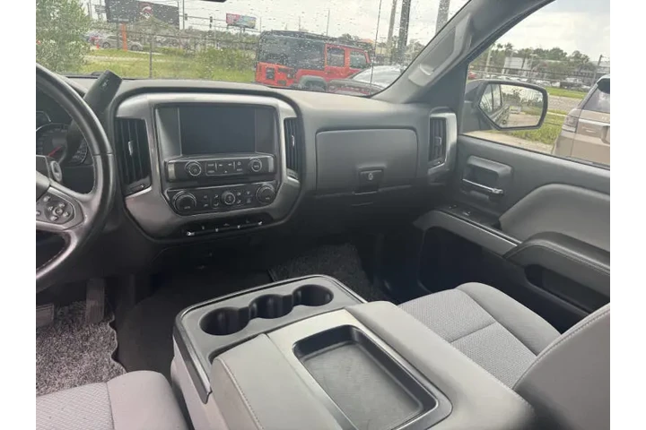 $13797 : 2015 Silverado 1500 LT Z71 image 4