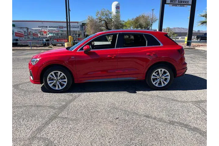 $28415 : Audi Q3 2023 AWD quattro S l image 4