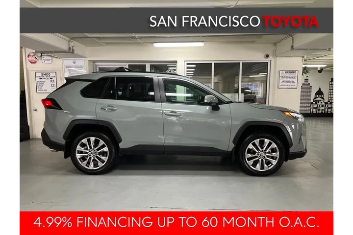$33888 : Gold Certified2022 RAV4 XLE P image 6