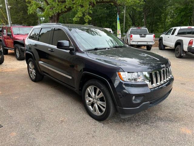 $10999 : 2013 Grand Cherokee Laredo image 4