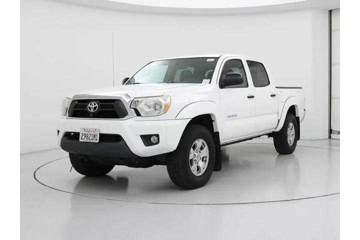 $23998 : Toyota Tacoma 2015 4x2 PreRu image 4
