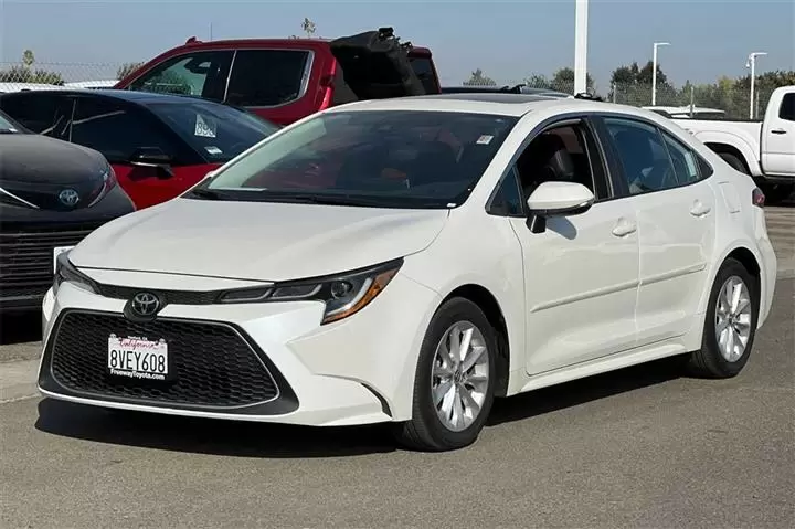 $23350 : Corolla XLE image 9