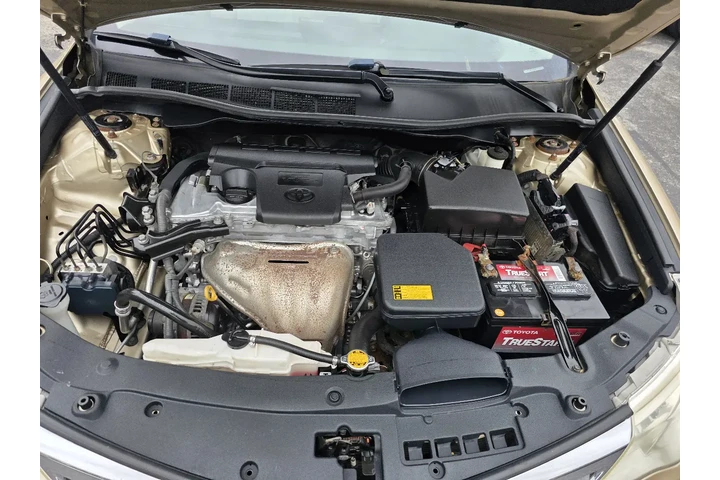 $8800 : 2012 Camry SE image 9