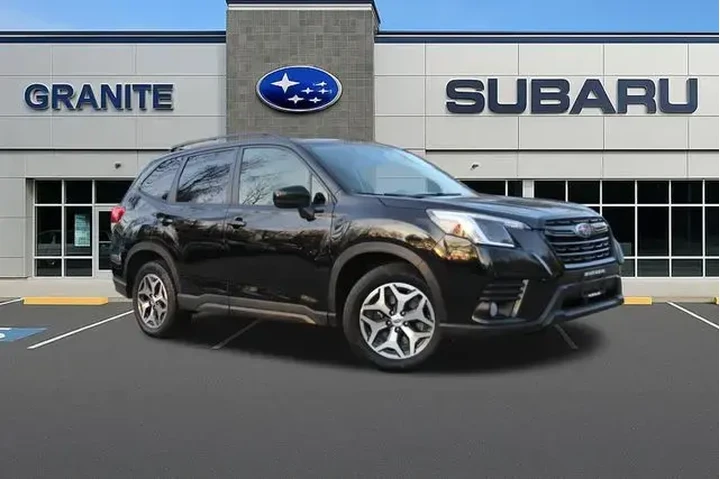 $20990 : Subaru Forester 2022 AWD Pre image 2